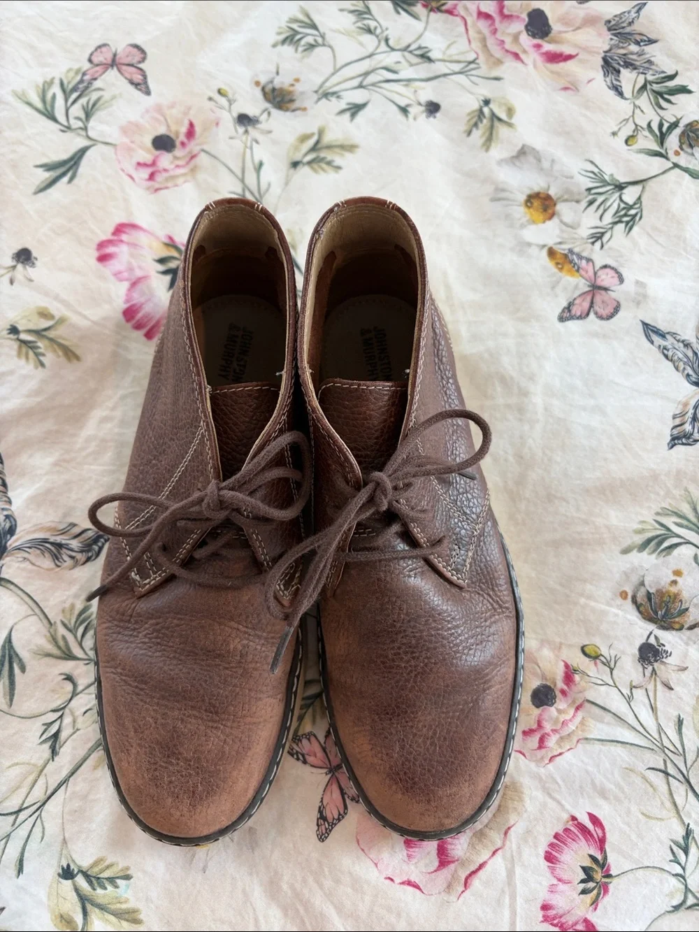 Johnston & Murphy Brown Kids' Leather Chukka Boots